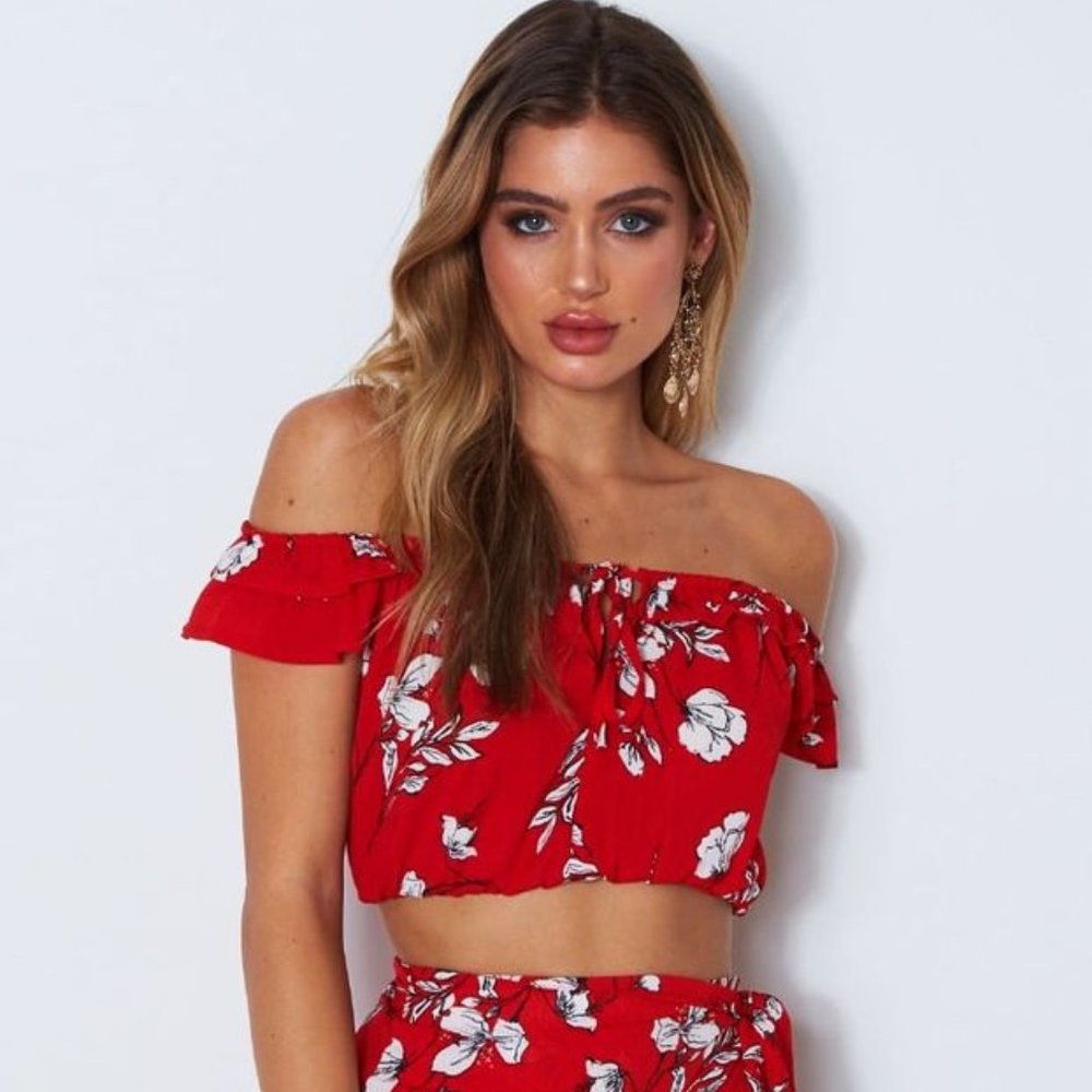 White Fox Boutique Blissful Crop Top